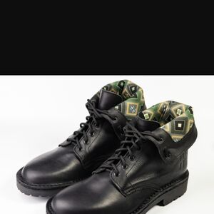 VELDSKOEN Classic Ranger Boots Black Moveme Leather With  Lace-Up  NWT